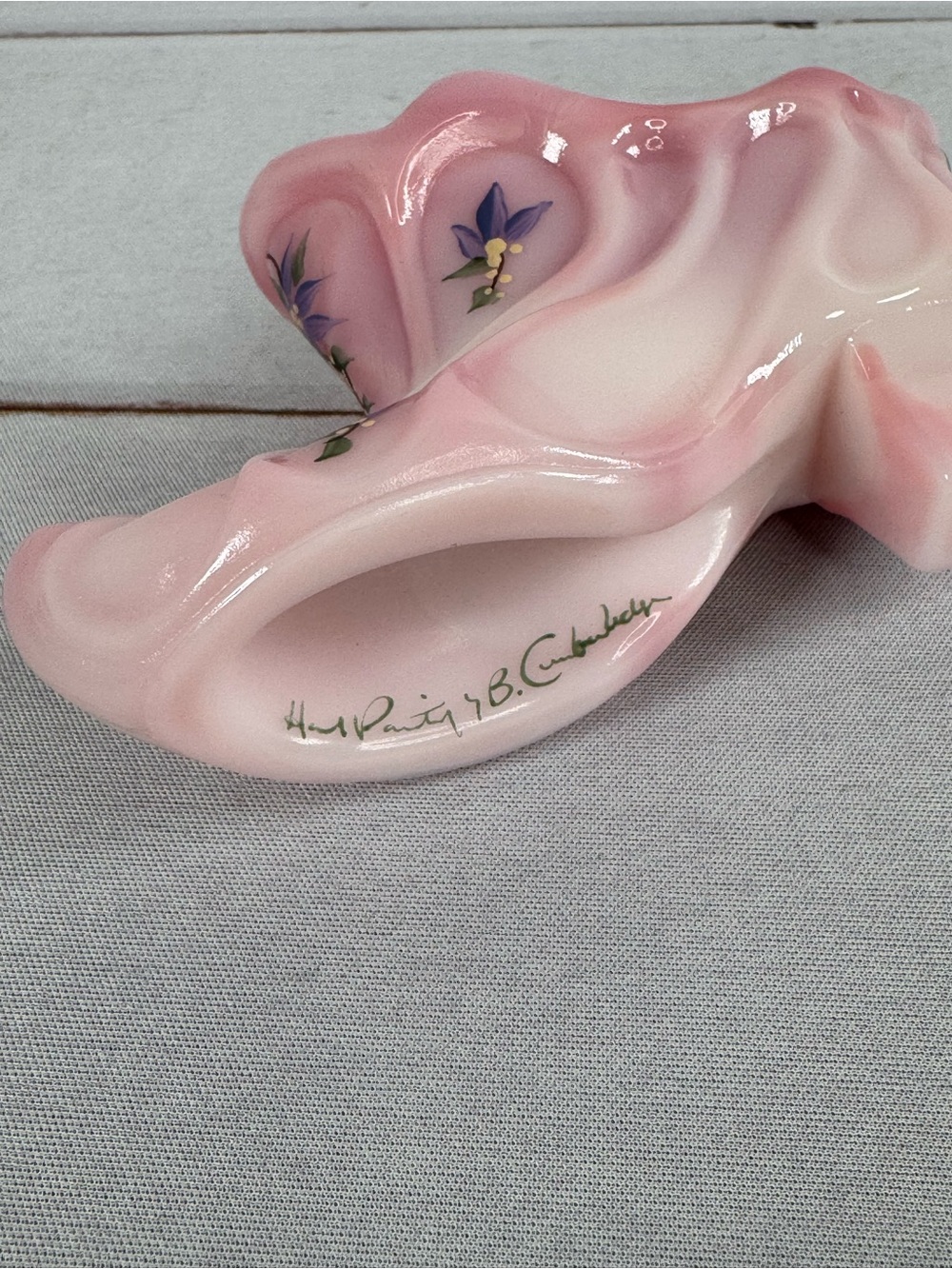 Vintage Fenton Rosalene Pink Hand Painted Glass Slipper Shoe Signed - Picture 6 of 12